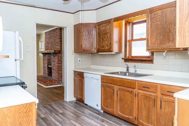 Photo - Spacious 2 bedroom 2 bath house