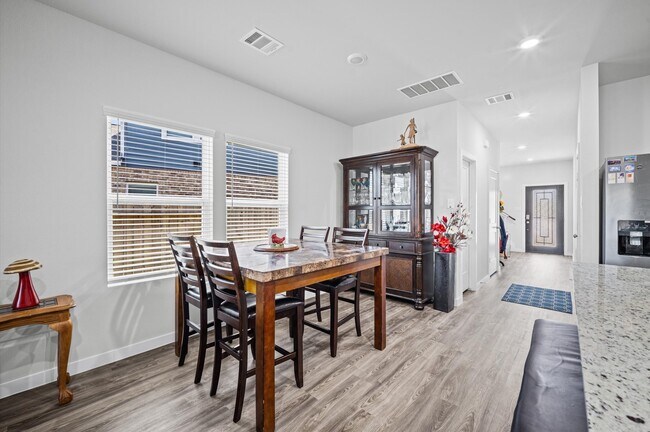 107 Resilient Gale Ct