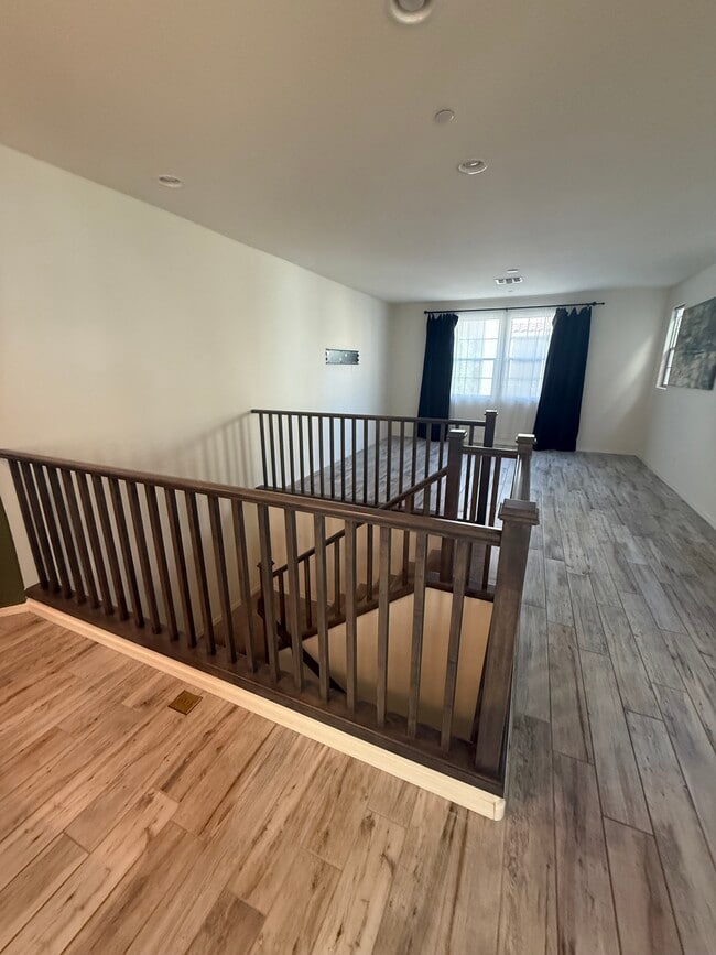 Photo - 1688 E Hampton Ln