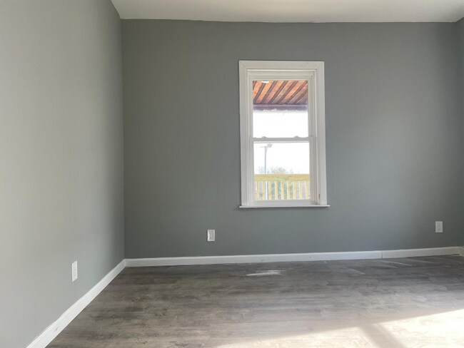 Photo - 811 High St Unit 1R