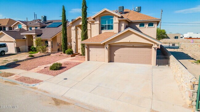 695 Paseo del Mar Dr