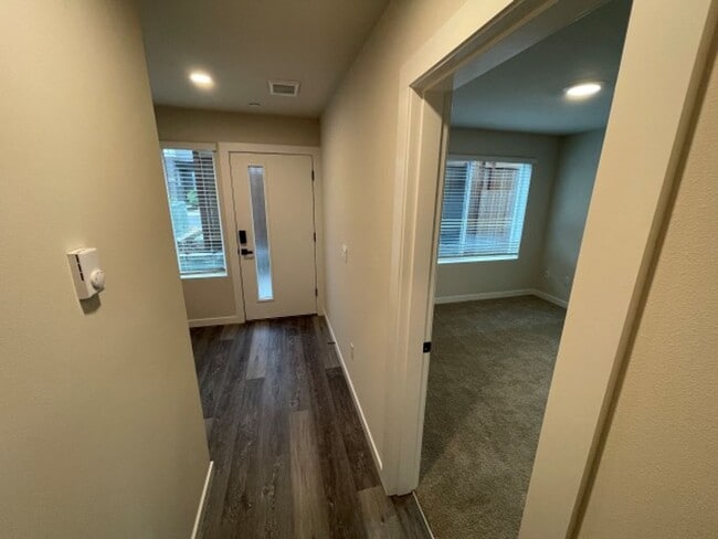 Photo - 4Bd/3.5Ba Snohomish Townhouse