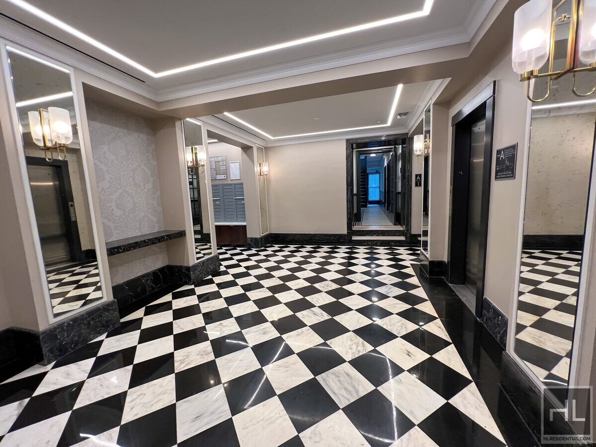 Photo - WEST 13 STREET Unit 35