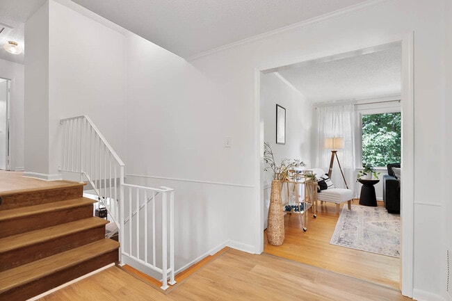 Photo - 4005 Lehigh Ct