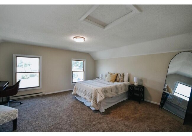 Photo - 576 East Ave Unit 80 East 6th St