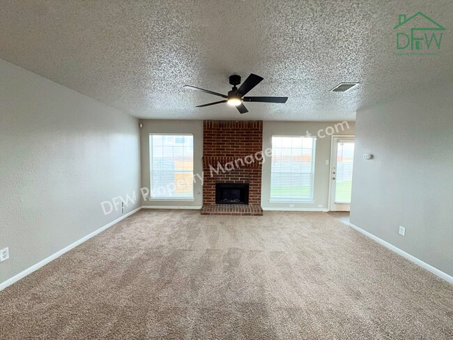 Photo - For Lease: Beautifully Remodeled 3-Bed Two-Story in Quiet DeSoto Neighborhood