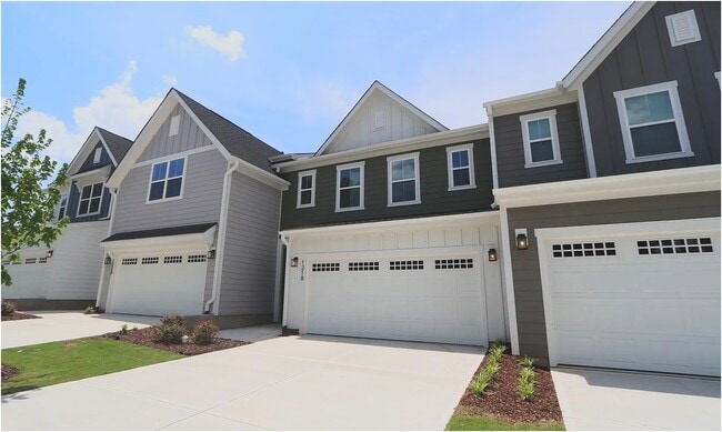 Photo - 1218 Tredenham Wy