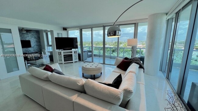 9401 Collins Ave Unit 603