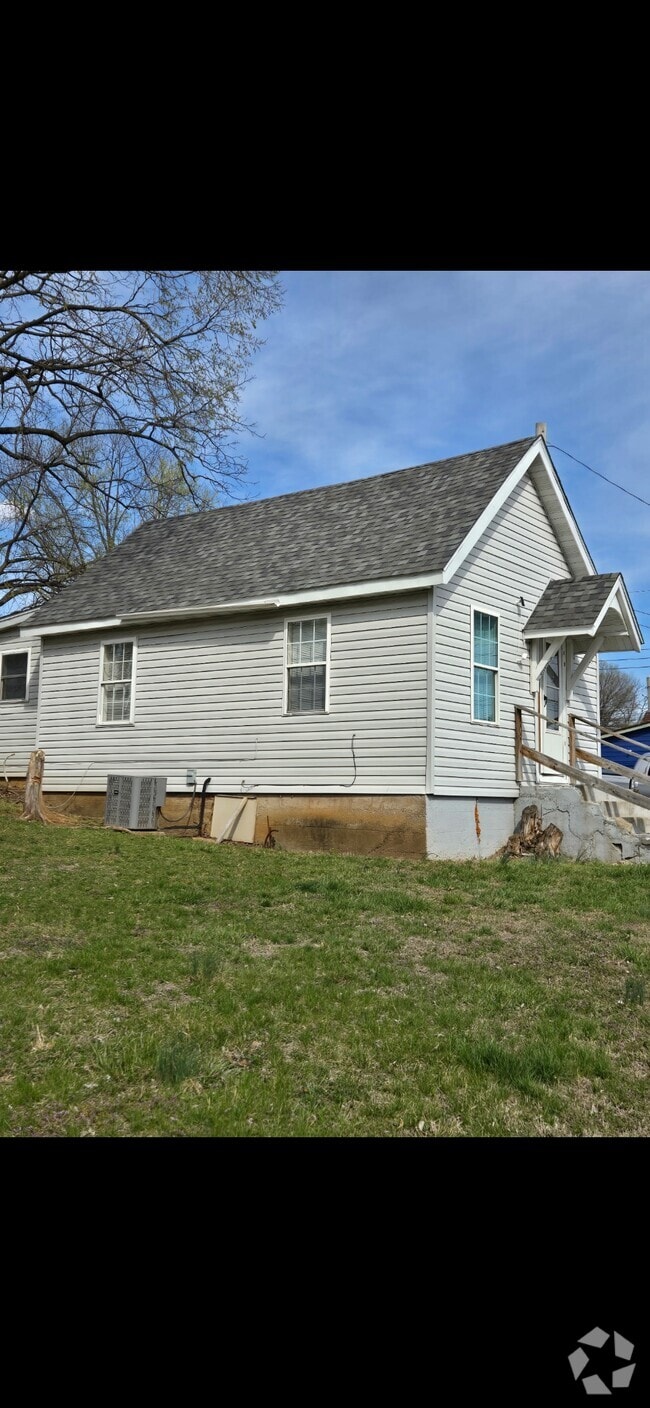 Building Photo - 500 Glendale St Rental