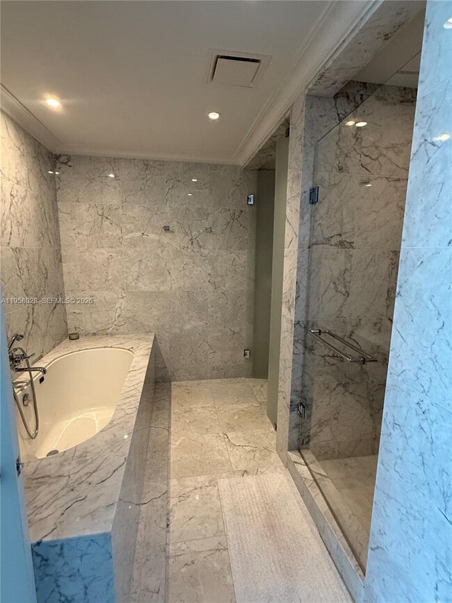 Photo - 15701 Collins Ave Unidad 1703