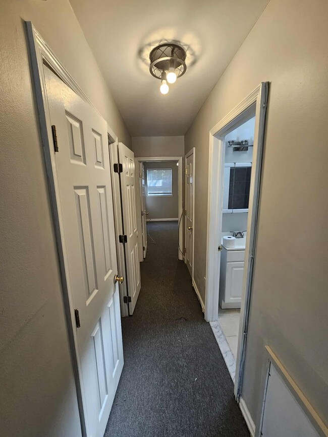 Photo - 2639 Wentworth Rd Unidad 2nd Floor