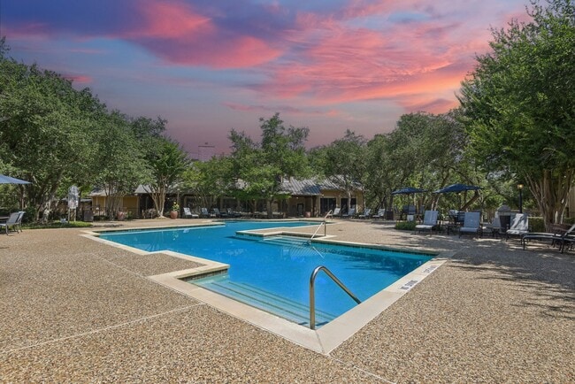 Photo - Sonterra Apartment Homes