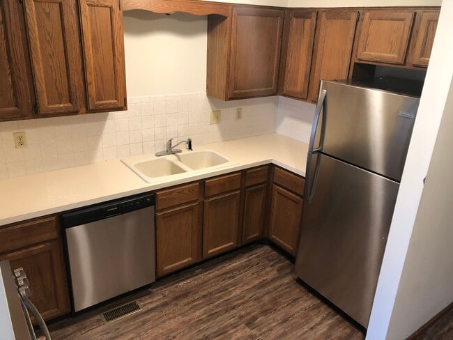 Cocina - 8713 W Thurman St