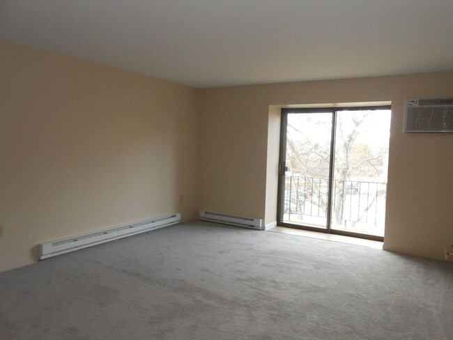 Photo - Derry Fieldstone Terrace Condo For Rent! Unidad 321