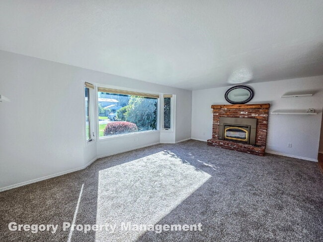 Photo - 2209 138th Pl SE
