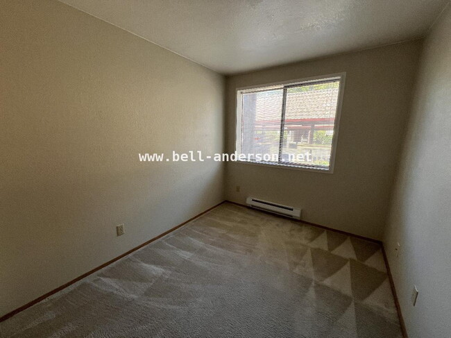 Photo - Renton Condo Unit Available! Unidad E20