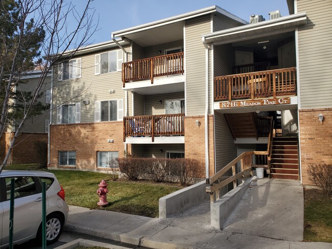 Photo - 871 E Meadow Pine Ct Unidad #30 Rental