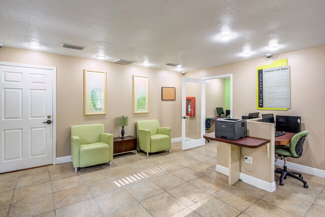 Photo - Lakewood Villas Apartments