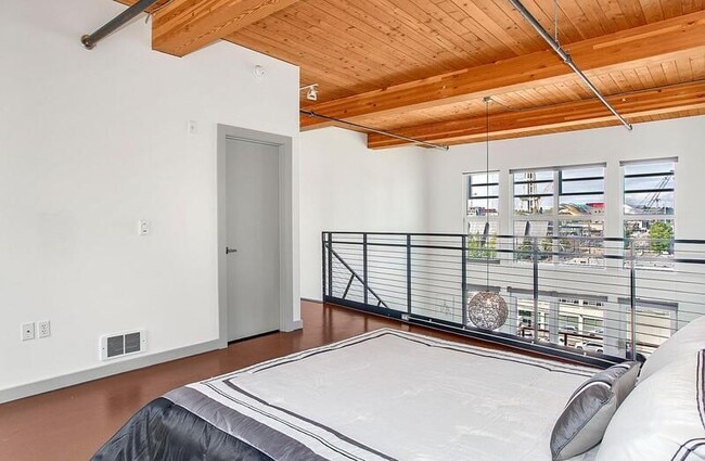 Photo - 401 9th Ave N Unit #615