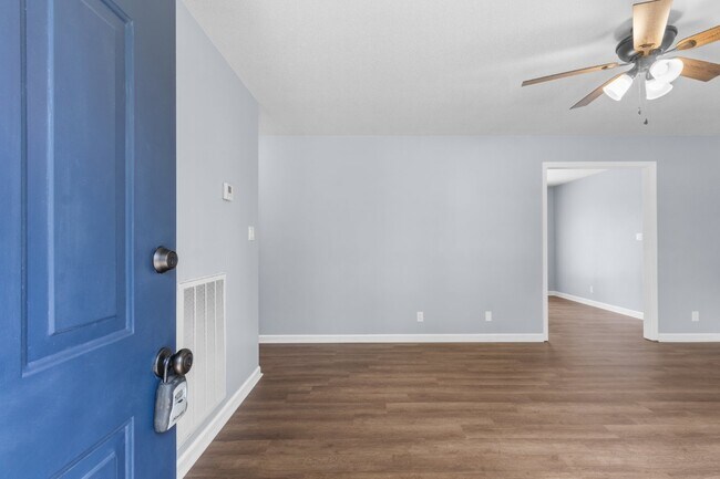Photo - Newly renovated three bedroom home for ren...