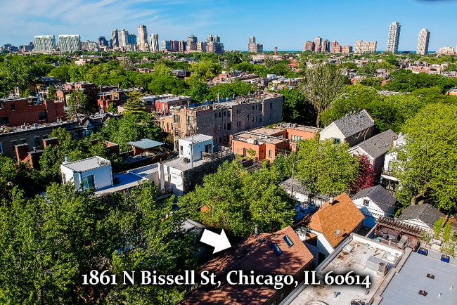 Building Photo - 1861 N Bissell St Rental