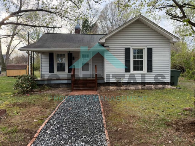 Building Photo - 204 N 6th Ave