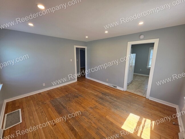 Photo - 2 Bedroom / 2 Bath Home Walking Distance to PNW-Hammond Campus