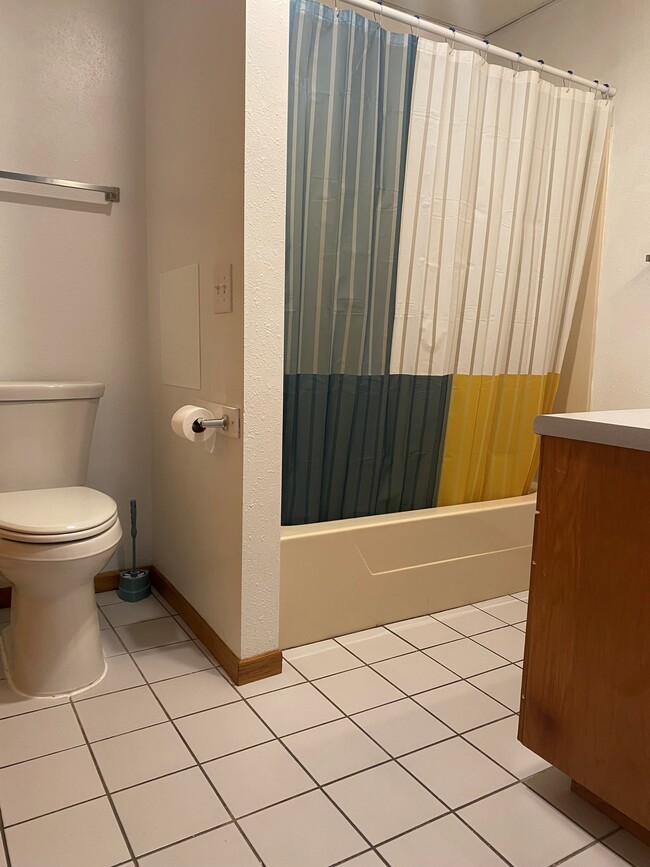 Photo - Hovda Apartments Unit 5