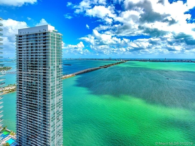 480 NE 31st St Unit 4202/03