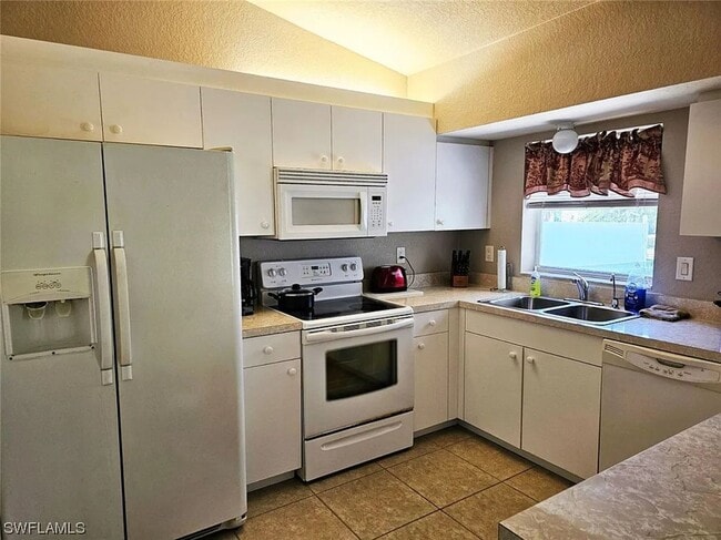 Photo - 3003 Nadine Ln