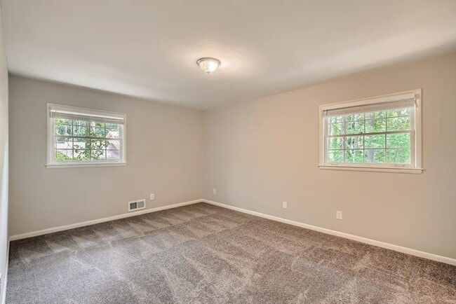 Photo - 1704 Chase Ridge Dr