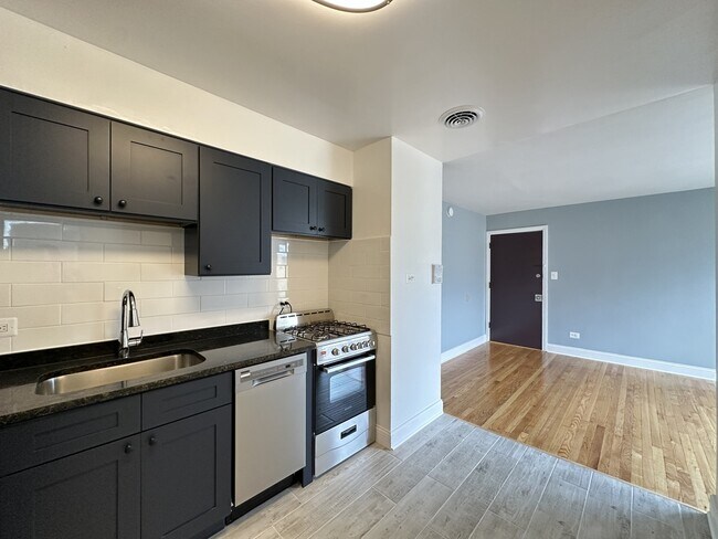 Photo - 6731 N California Ave Unit S3