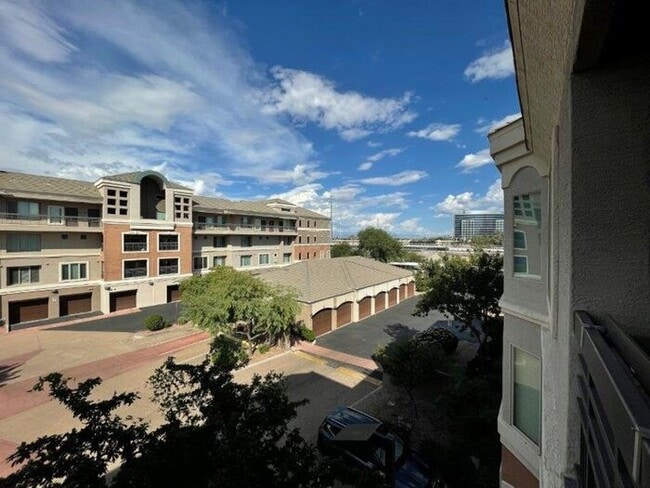 Photo - 431 W Rio Salado Pkwy #301 - Regatta. Pointe