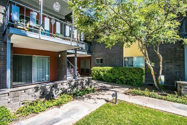 Photo - 1630 E Georgia Ave Apartment Unit 208
