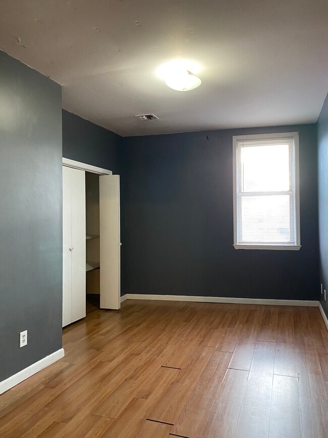 1st bedroom