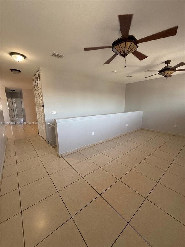 Photo - 7541 NW 176th Terrace Unidad 7541