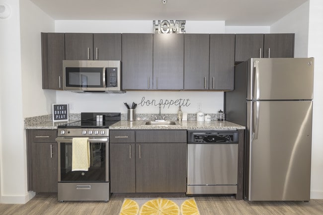 University Pointe Co-Living