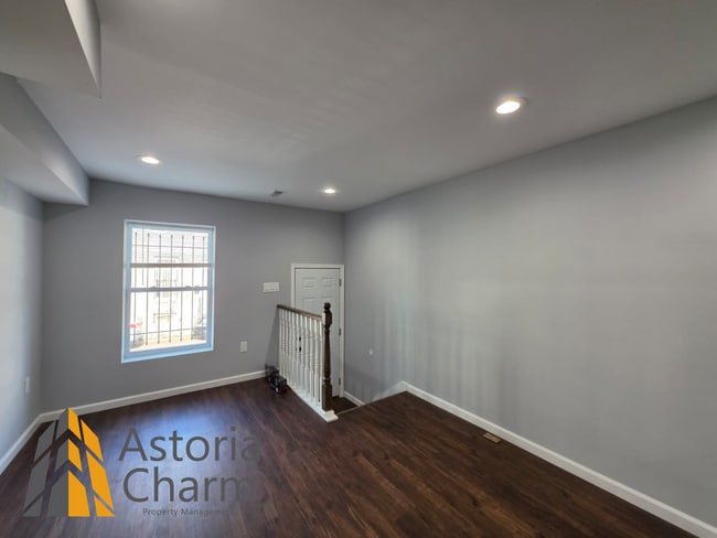 Photo - Renovated 2 Bedroom + Den, 3 Bath Home with Ensuites, Finished Basement and Stainless Appliances