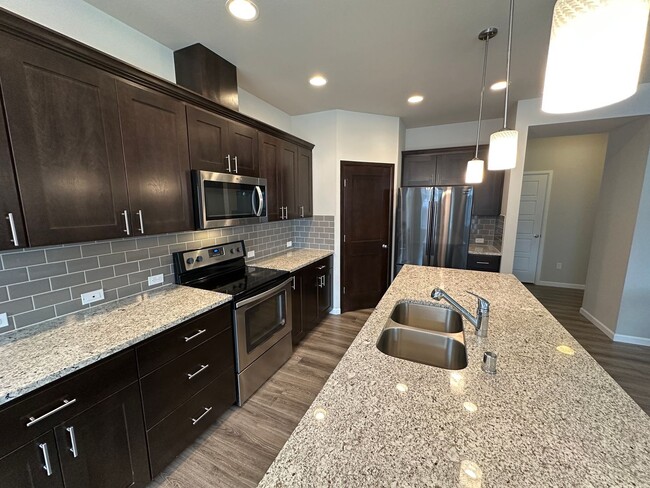 Photo - 9978 Dain St SE