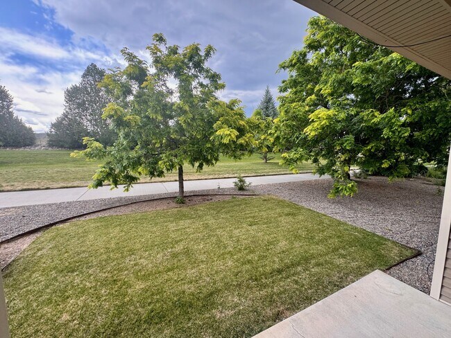 Photo - 2120 Mead Ln