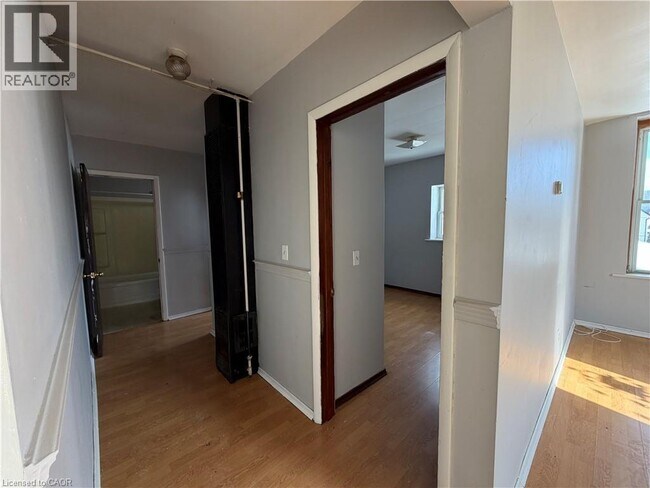 Photo - 571 Ontario St Unité 2