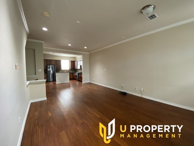 Photo - 15831 Breedlove Pl