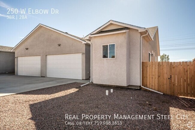 Building Photo - Gorgeous 3 Bedroom Home in Pueblo West