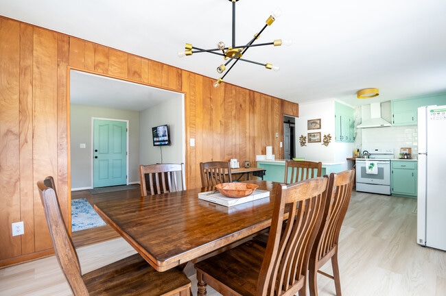 Photo - 104 Old Montevallo Rd