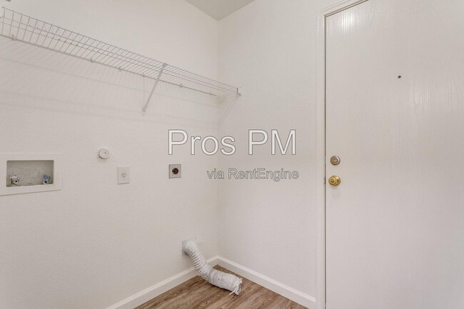 1616 Diamond Lake Trail
