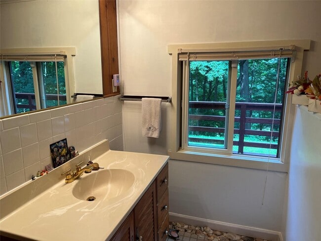 Photo - 85 Paulding Dr