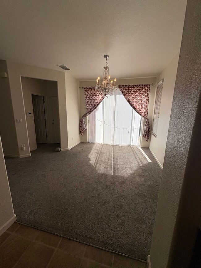 Photo - Modern 2 bed/2.5 bath with BONUS ROOM in West Sac