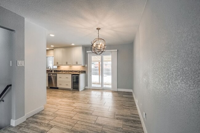 Photo - 6358 Brooks Dr