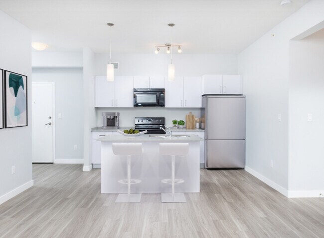 Kitchen - Windsor Apartments