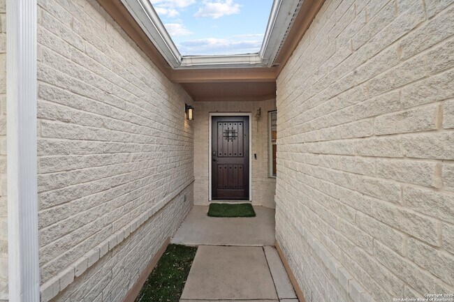 Photo - 6739 Tezel Bend Casa